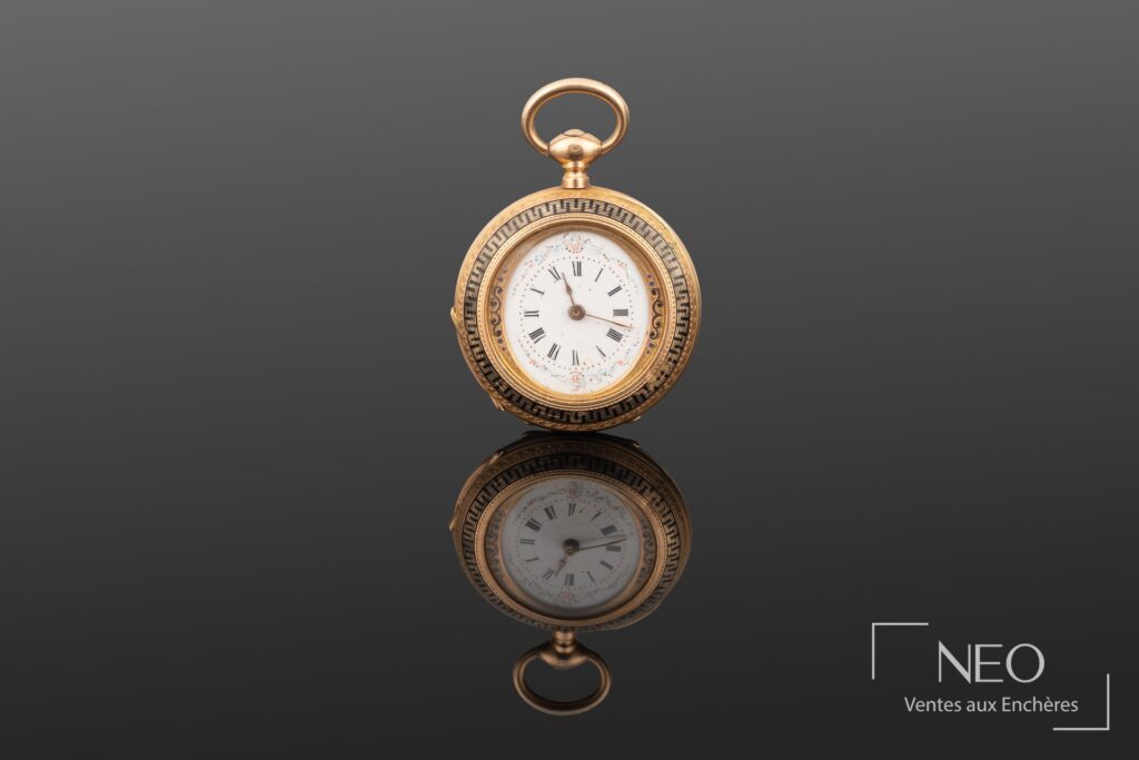 Montre de col en or jaune et rose
