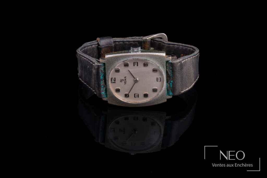 Montre Yema en acier