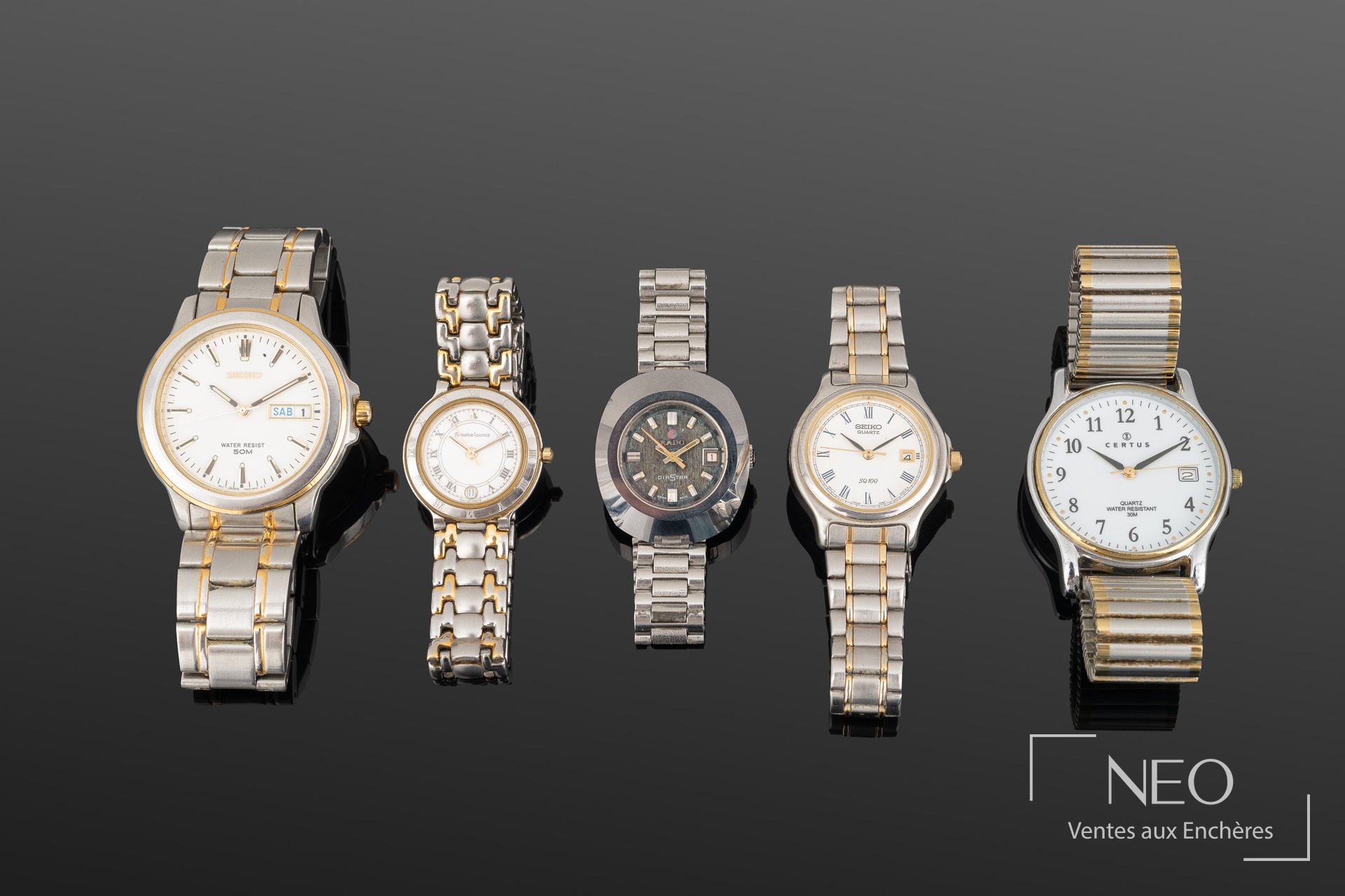 Cinq montres bracelet en acier de marques Seiko