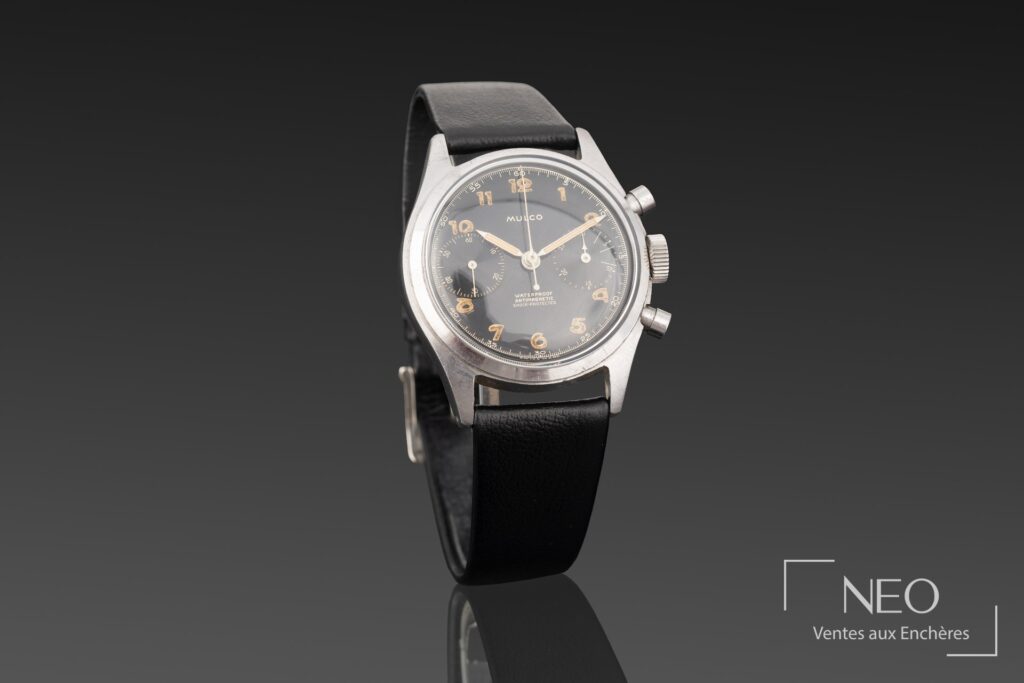 Montre chronographe MULCO à cadran noir et chiffres arabes