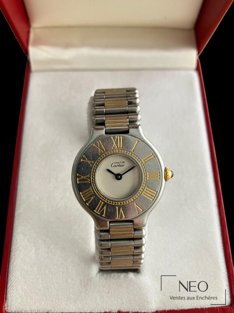 Montre Must de Cartier ronde en acier