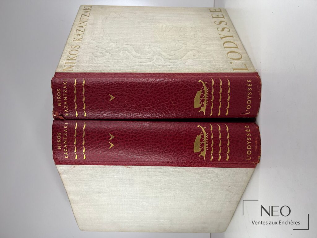 Deux volumes reliés de L’Odyssée de Nikos Kazantzaki