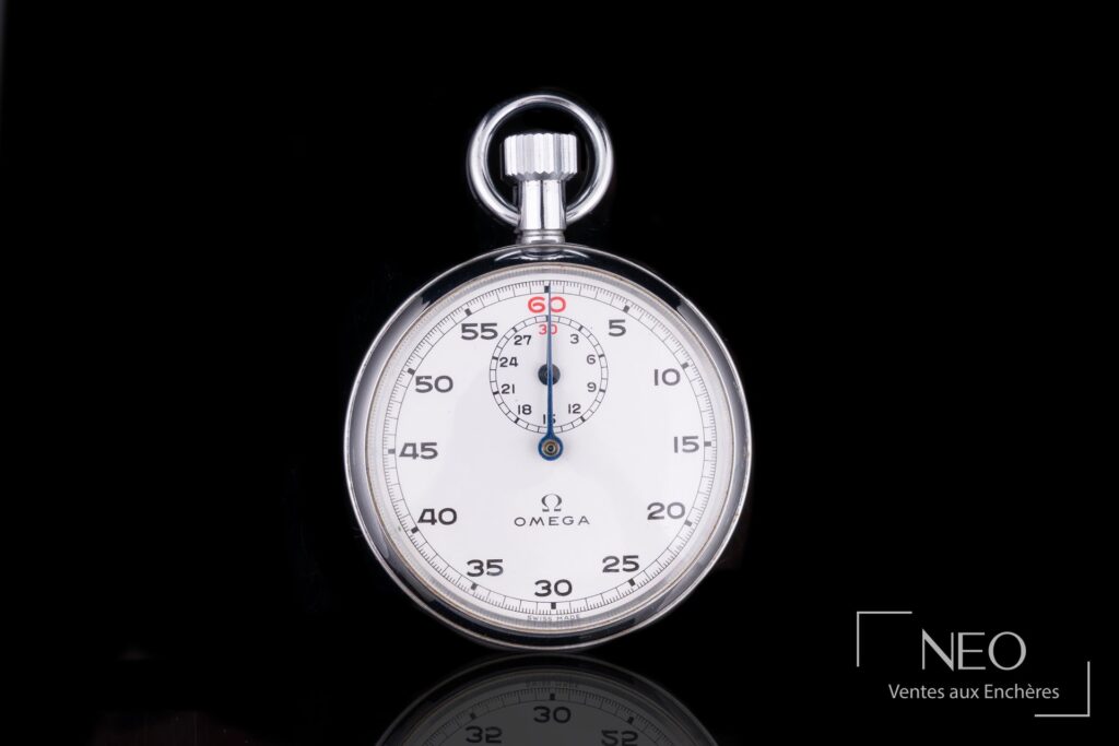 Chronomètre Omega à cadran blanc