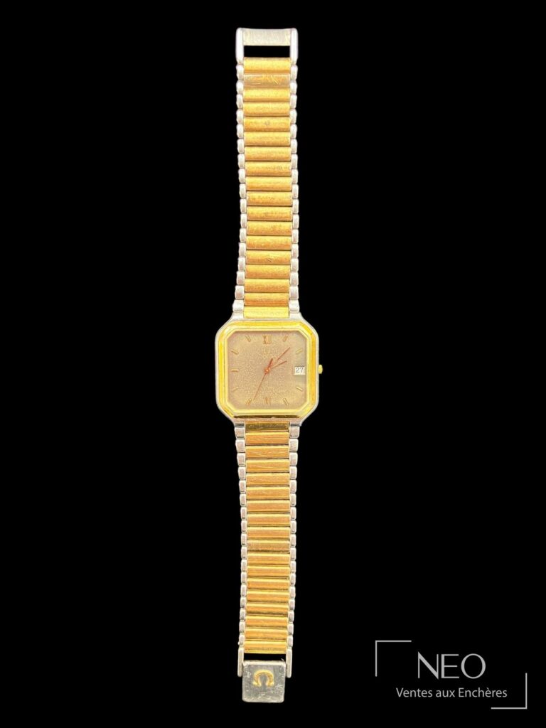 Montre Omega De Ville de forme octogonale