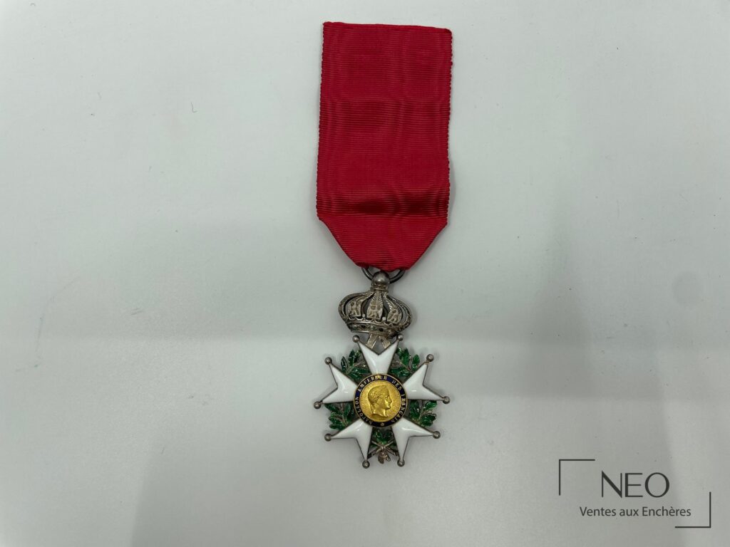 Croix de chevalier de l’Ordre de la Légion d’honneur en argent émaillé