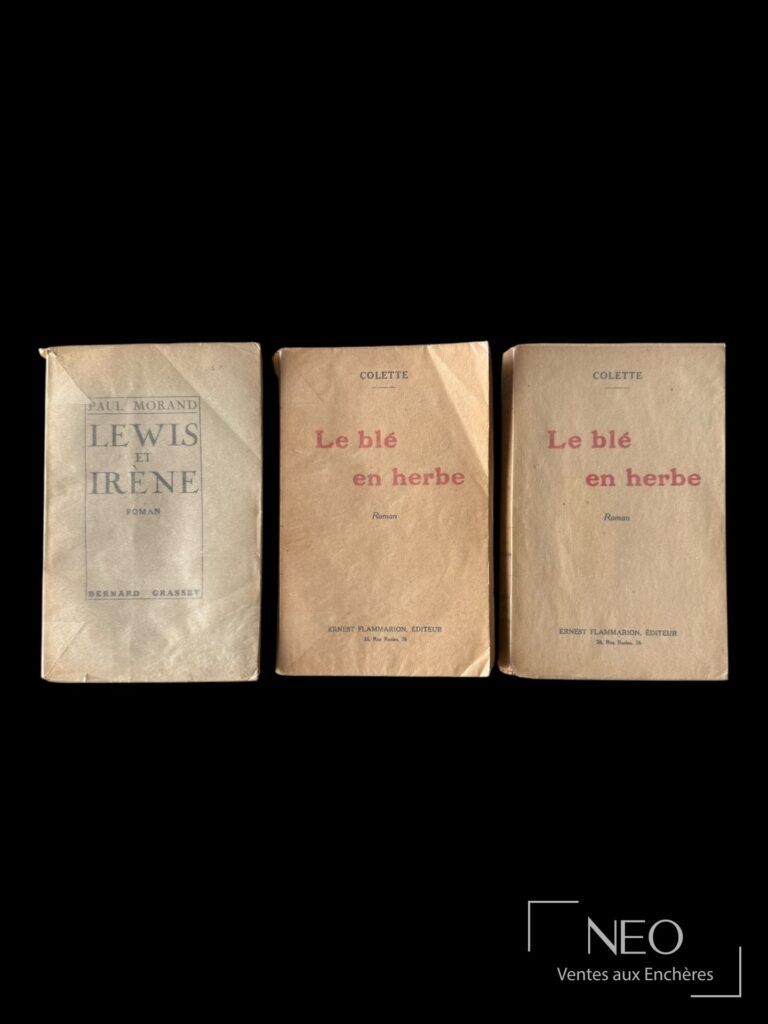 Trois livres brochés de Paul Morand et Colette en couverture