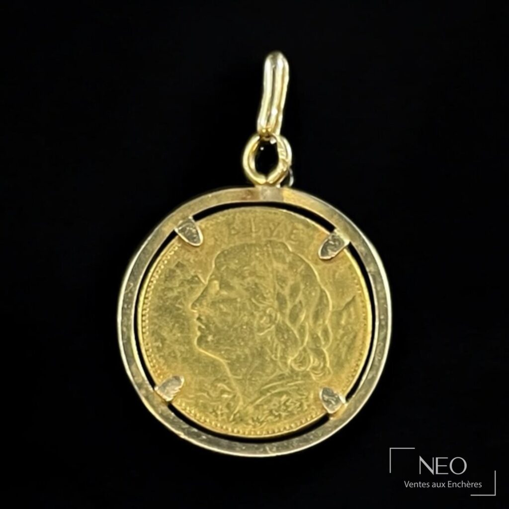 Pendentif en or jaune avec pièce de 10 francs or