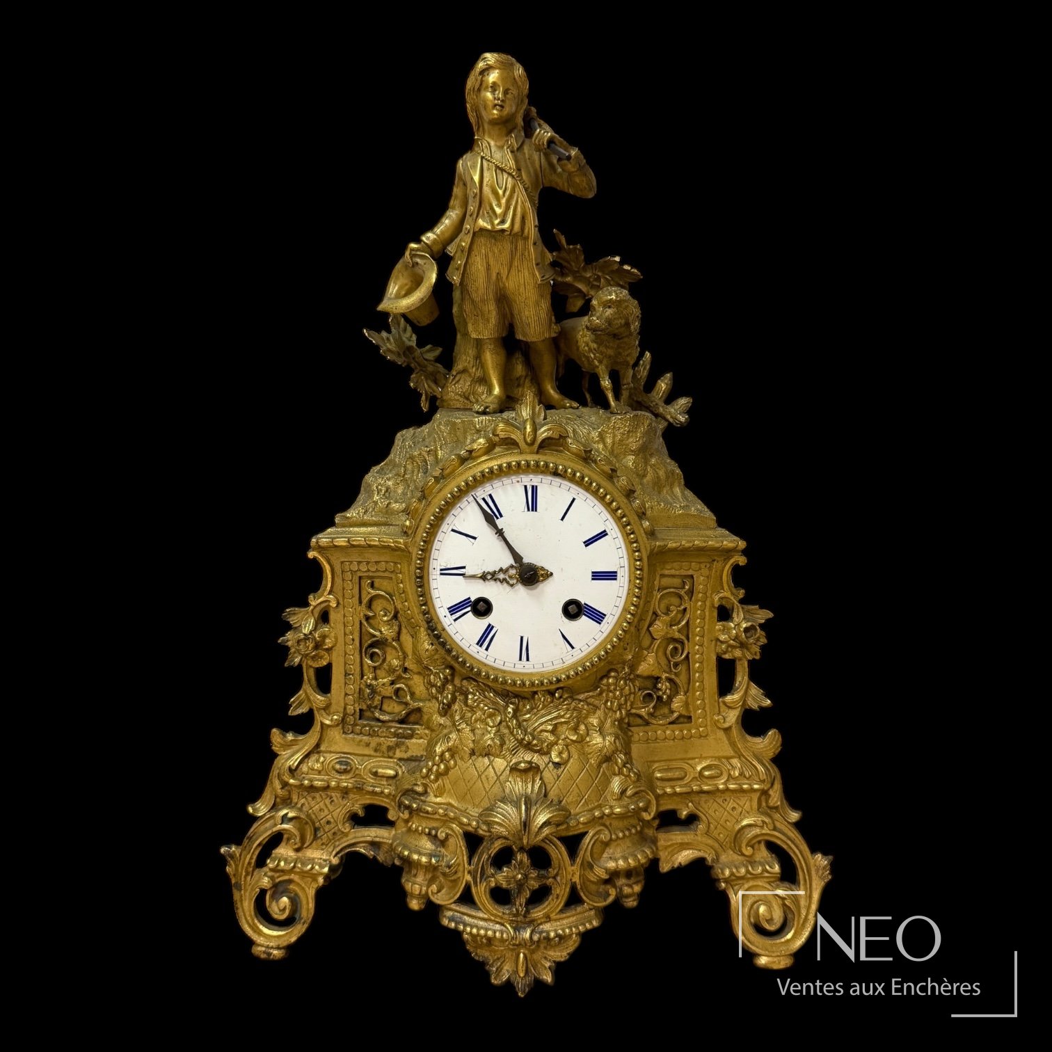 Pendule au berger en bronze doré avec cadran émaillé blanc et décor de berger
