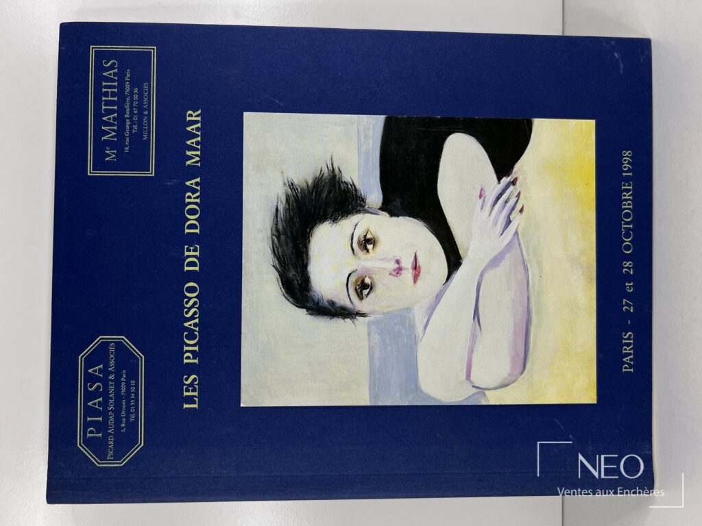 Couverture bleue du catalogue Les Picasso de Dora Maar avec illustration centrale de Dora Maar.