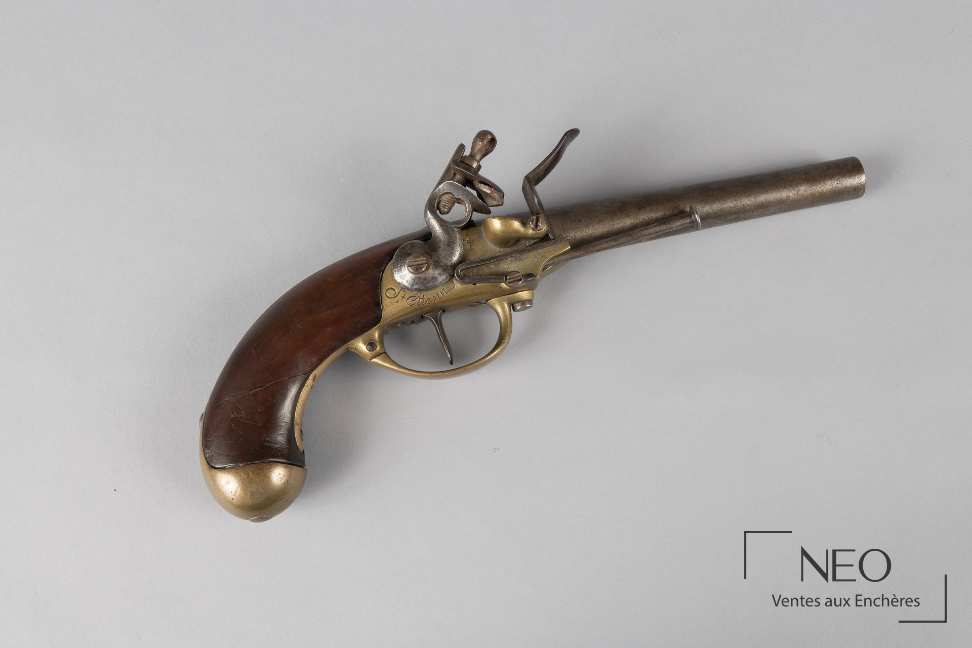 Pistolet à silex modèle 1777 vu de profil