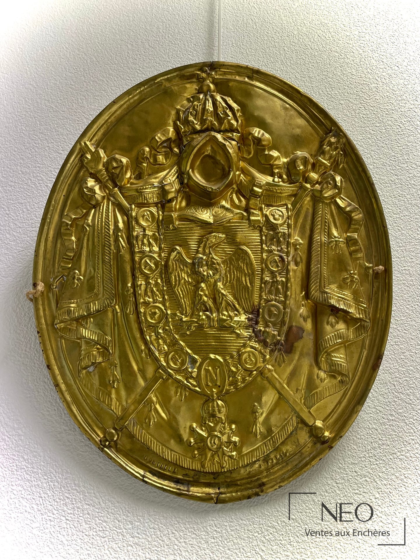 Plaque de notaire ovale en laiton doré