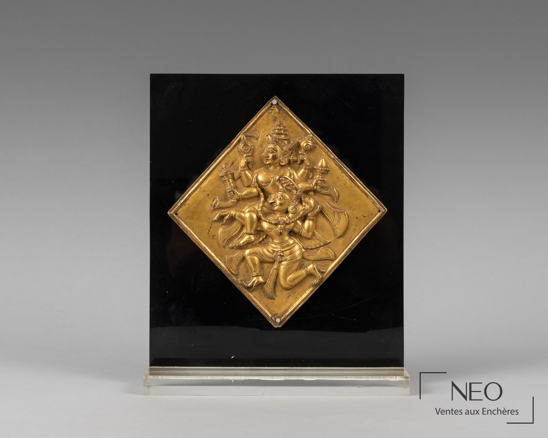 Plaque en cuivre doré de Vishnou, Inde, XVIIIe siècle
