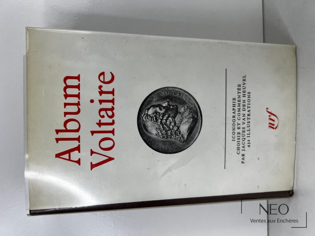 Couverture de l’Album Voltaire de Van del Heuvel