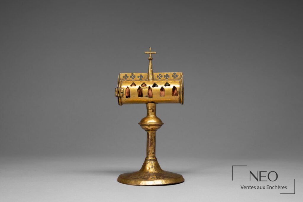 Reliquaire-monstrance en cuivre doré