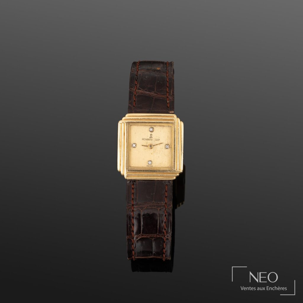 Montre bracelet carrée Richard-Zeger en or jaune sur bracelet cuir