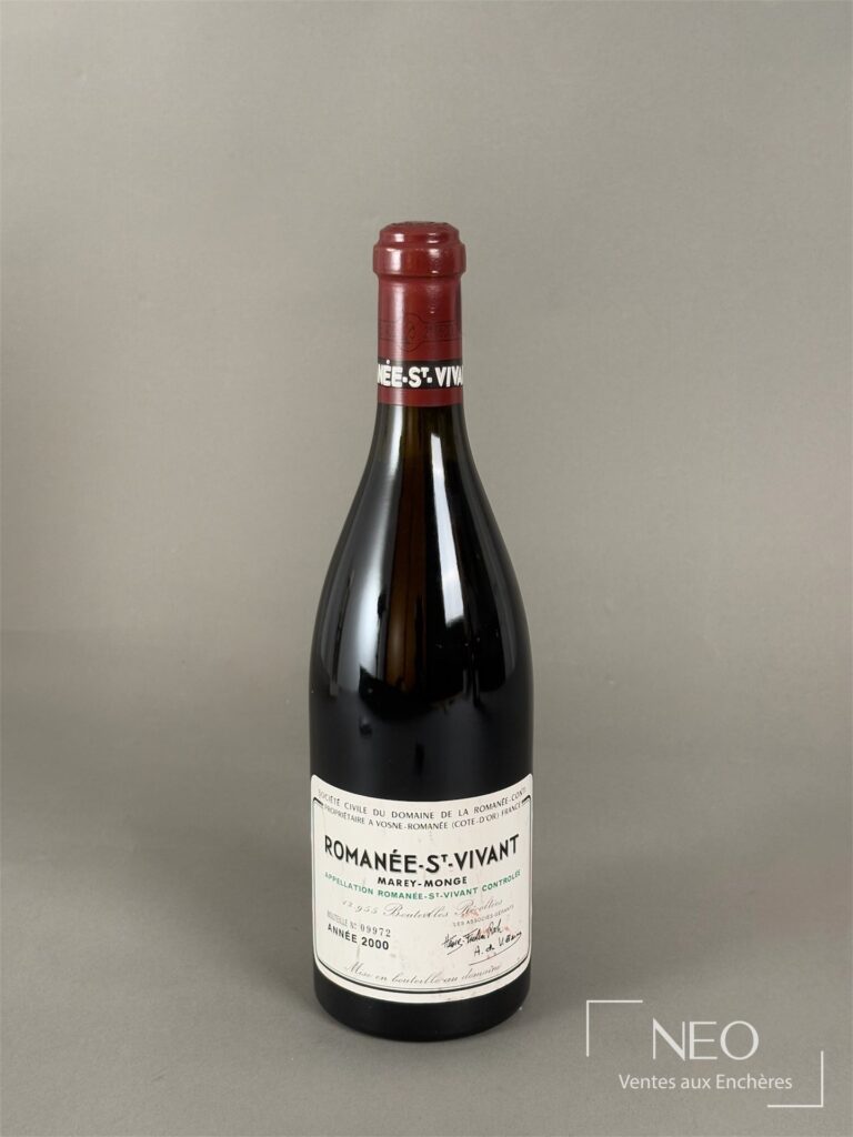 Bouteille de Romanée-Saint-Vivant Grand Cru 2000 avec étiquette principale visible