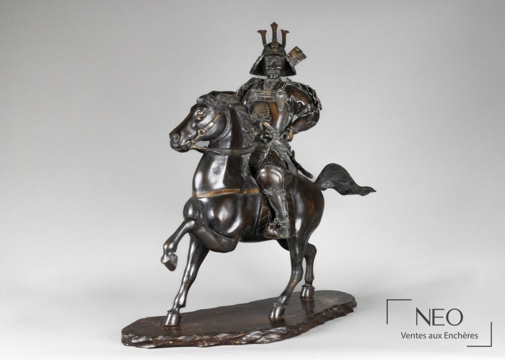 Cavalier samouraï en bronze sur son cheval