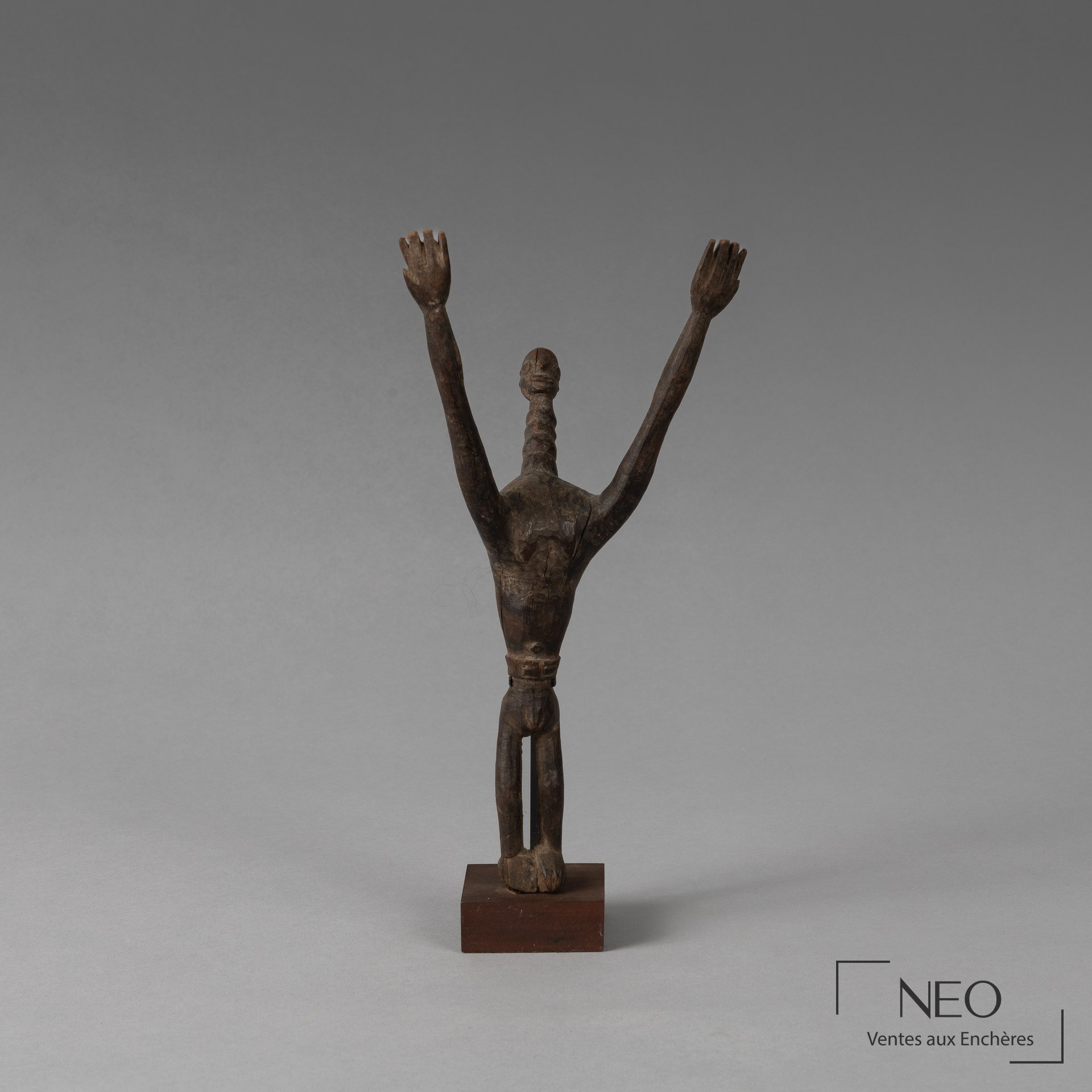 Statue Lobi en bois