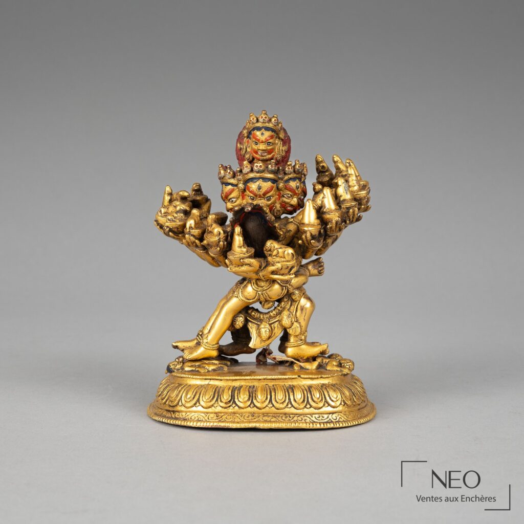 Statuette tibétaine en métal doré