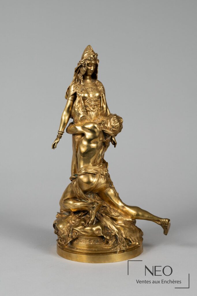Bronze doré de Théodore Rivière représentant une figure féminine debout