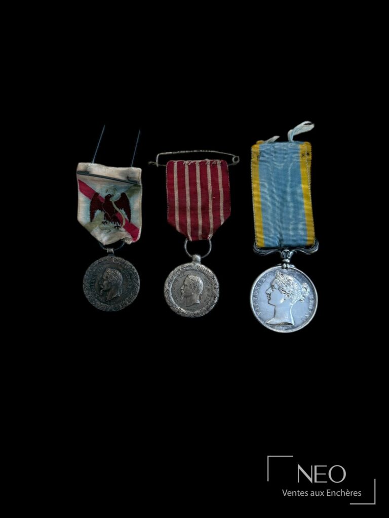 Trois médailles françaises en argent avec rubans