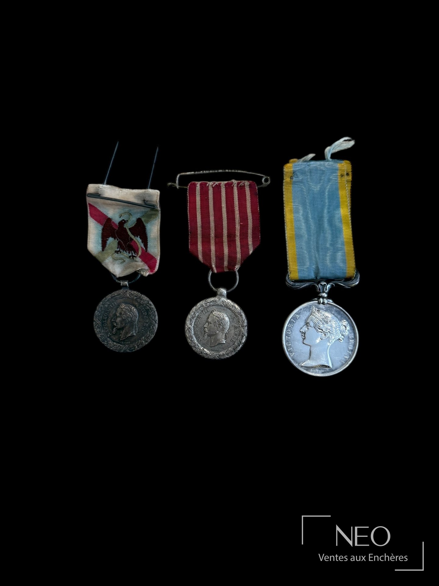 Trois médailles françaises en argent avec rubans