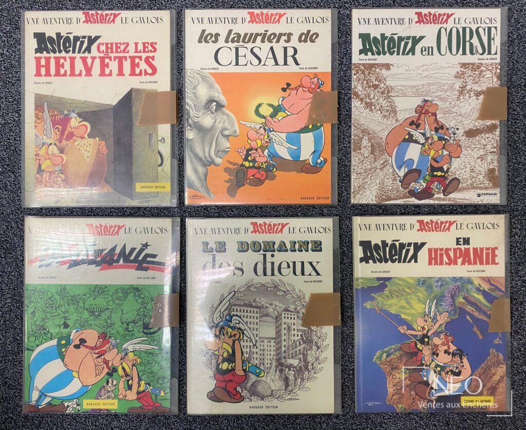 Six albums Astérix en édition originale vus de face