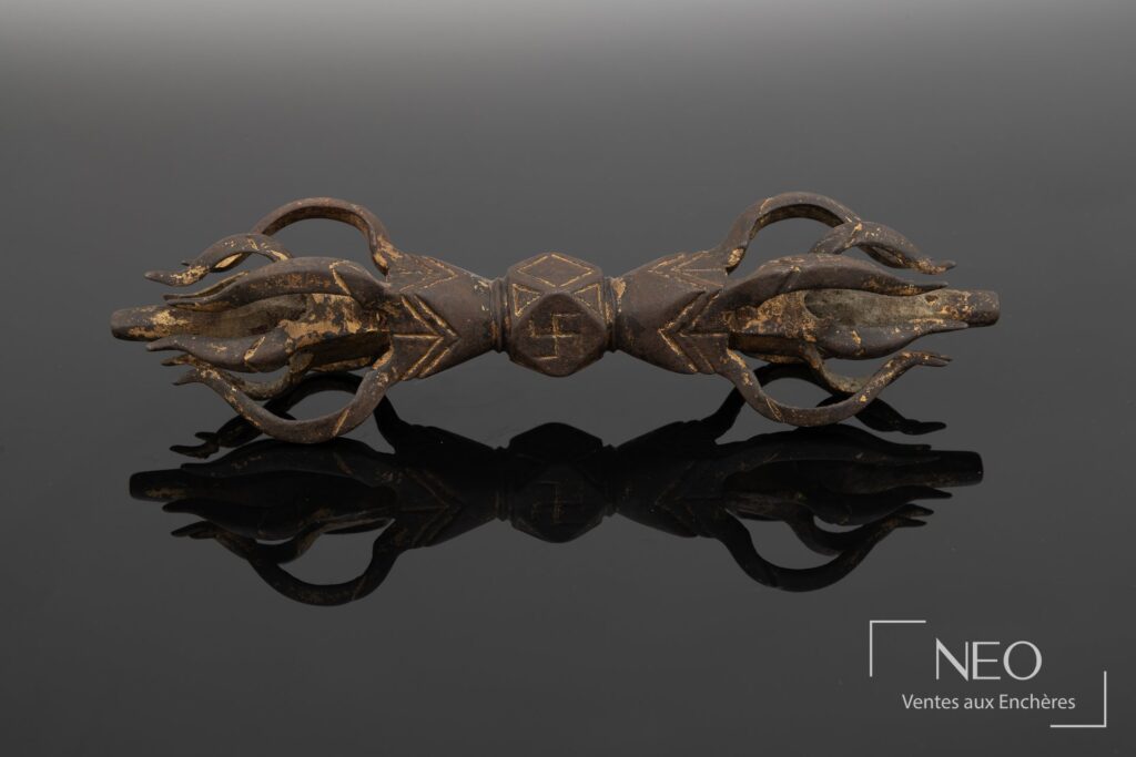 Vajra tibétain en bronze