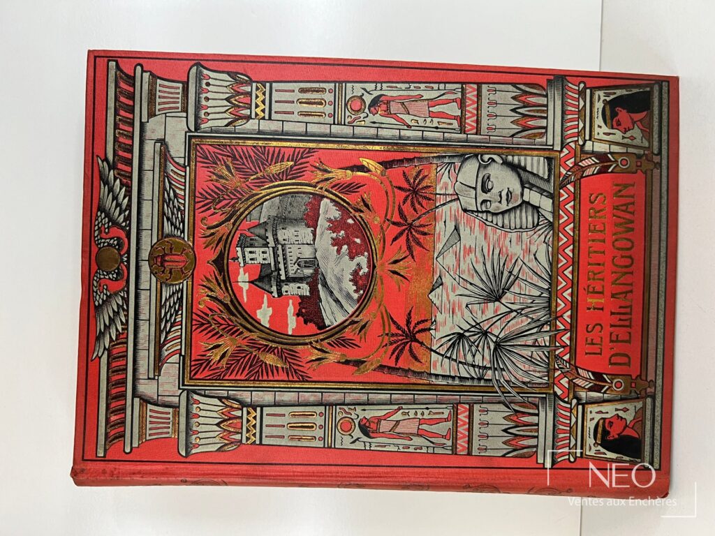 Couverture rigide rouge illustrée du livre Les héritiers d'Ellangowan
