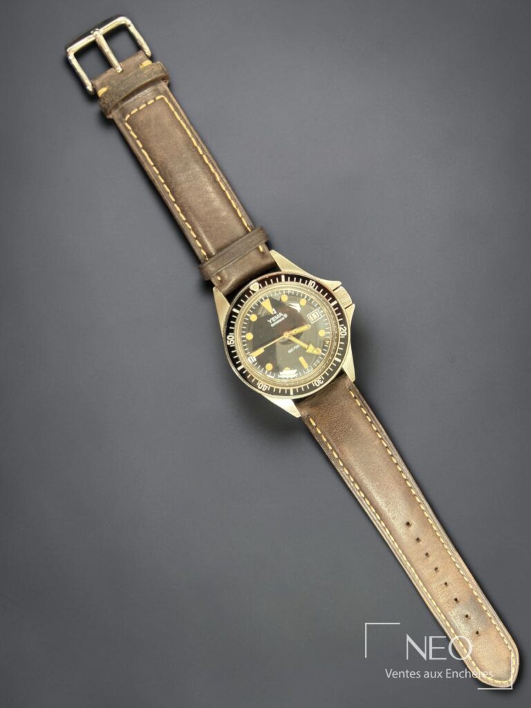 Montre YEMA Superman de plongée avec cadran noir et bracelet cuir brun