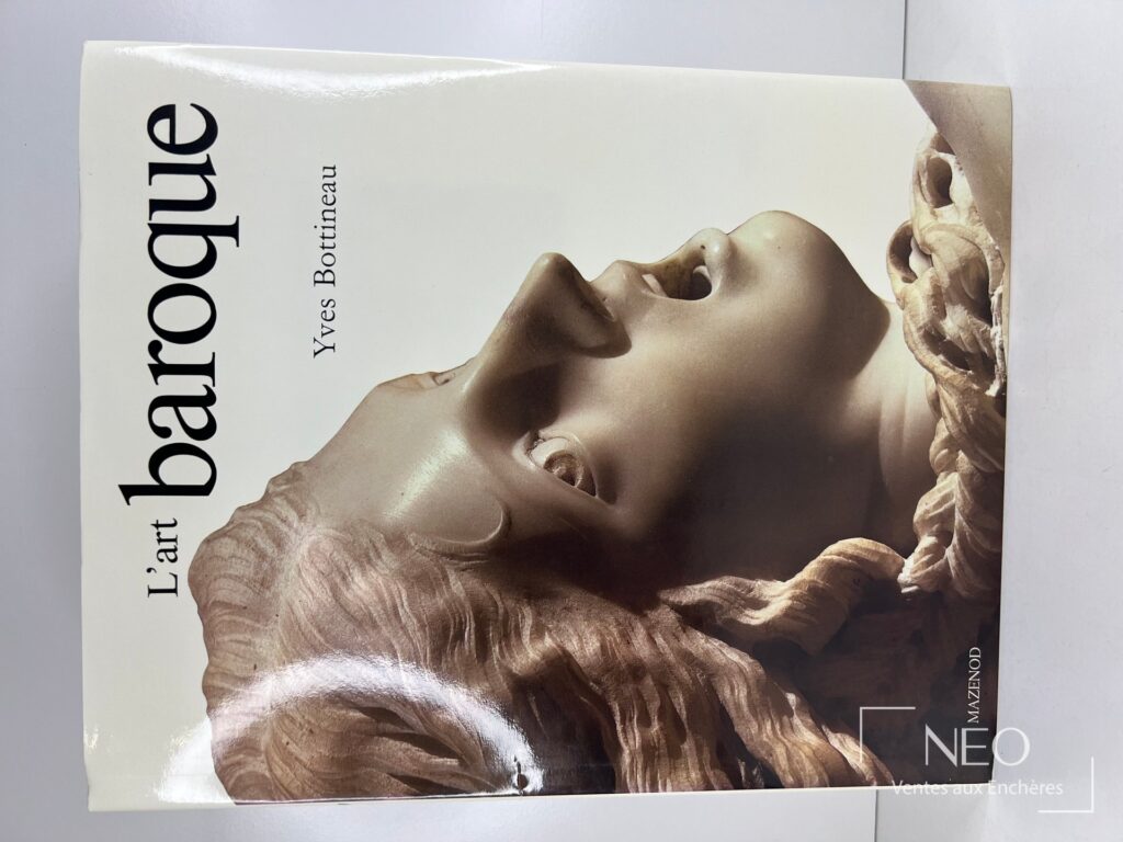 Couverture de L'art Baroque de Yves Bottineau avec le titre et le visage sculptural en gros plan