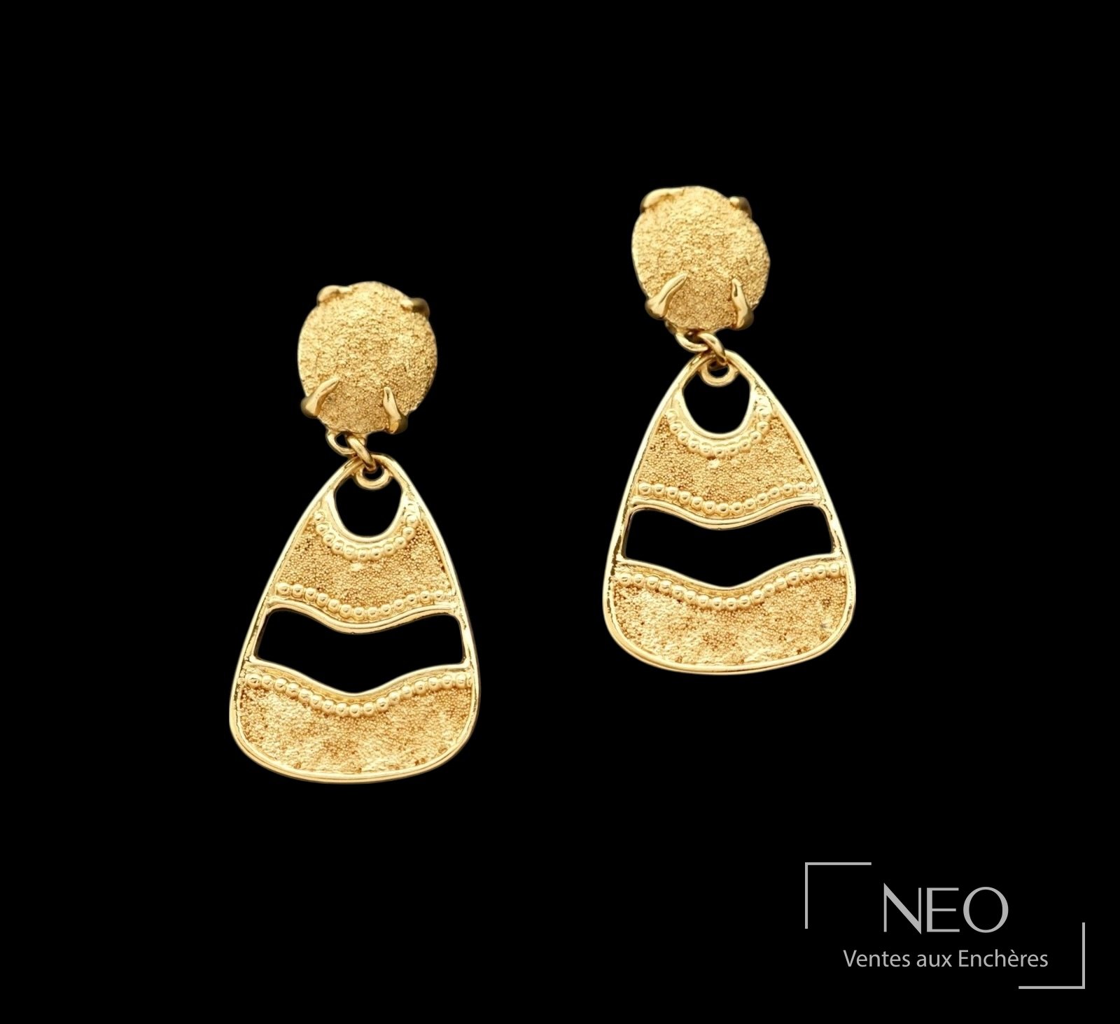 Yves Saint Laurent paire de clips d’oreille en métal doré