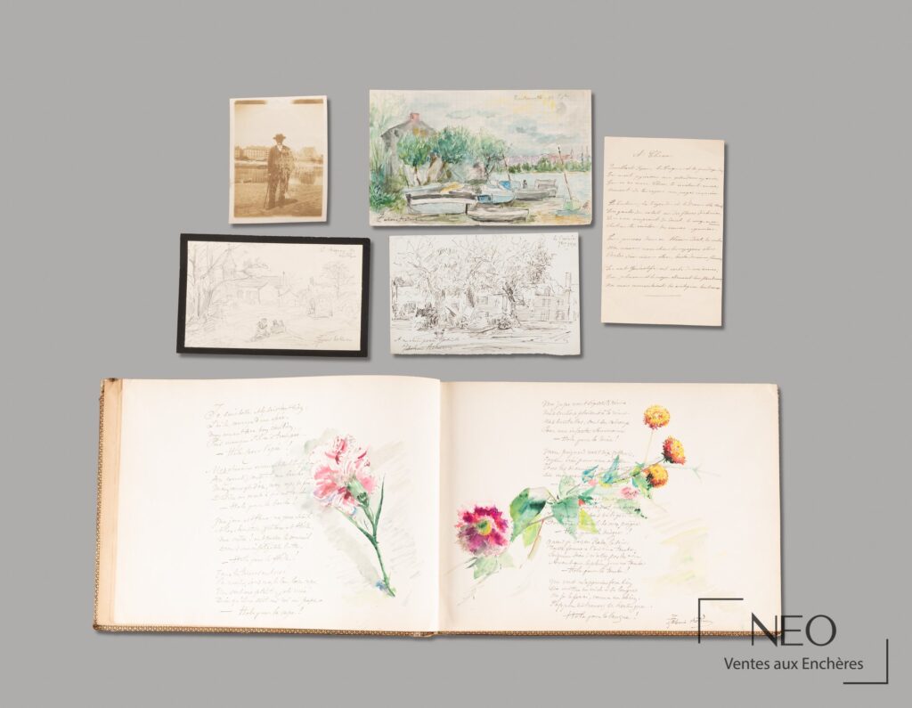 Album ouvert avec pages illustrées