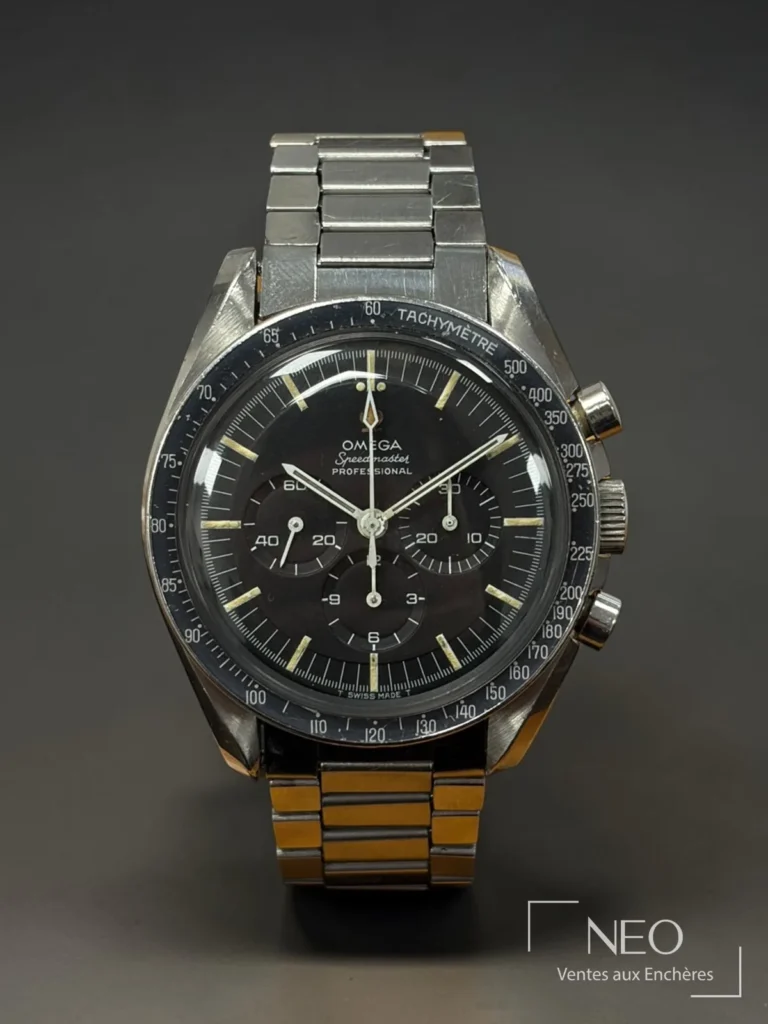Cadran noir d'une Omega Speedmaster Professional 105.012, estimation montre Omega