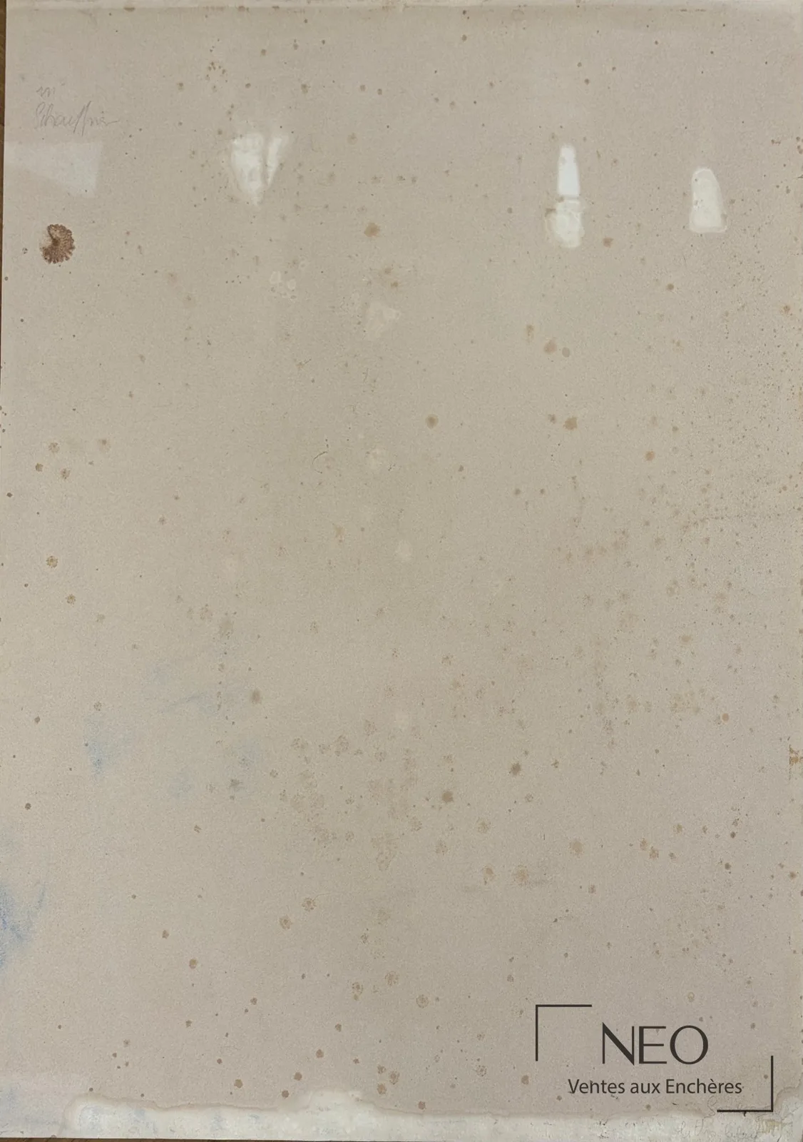 Verso d'une lithographie de Pierre Soulages avec piqûres et traces d'humidité, état à signaler avant la vente
