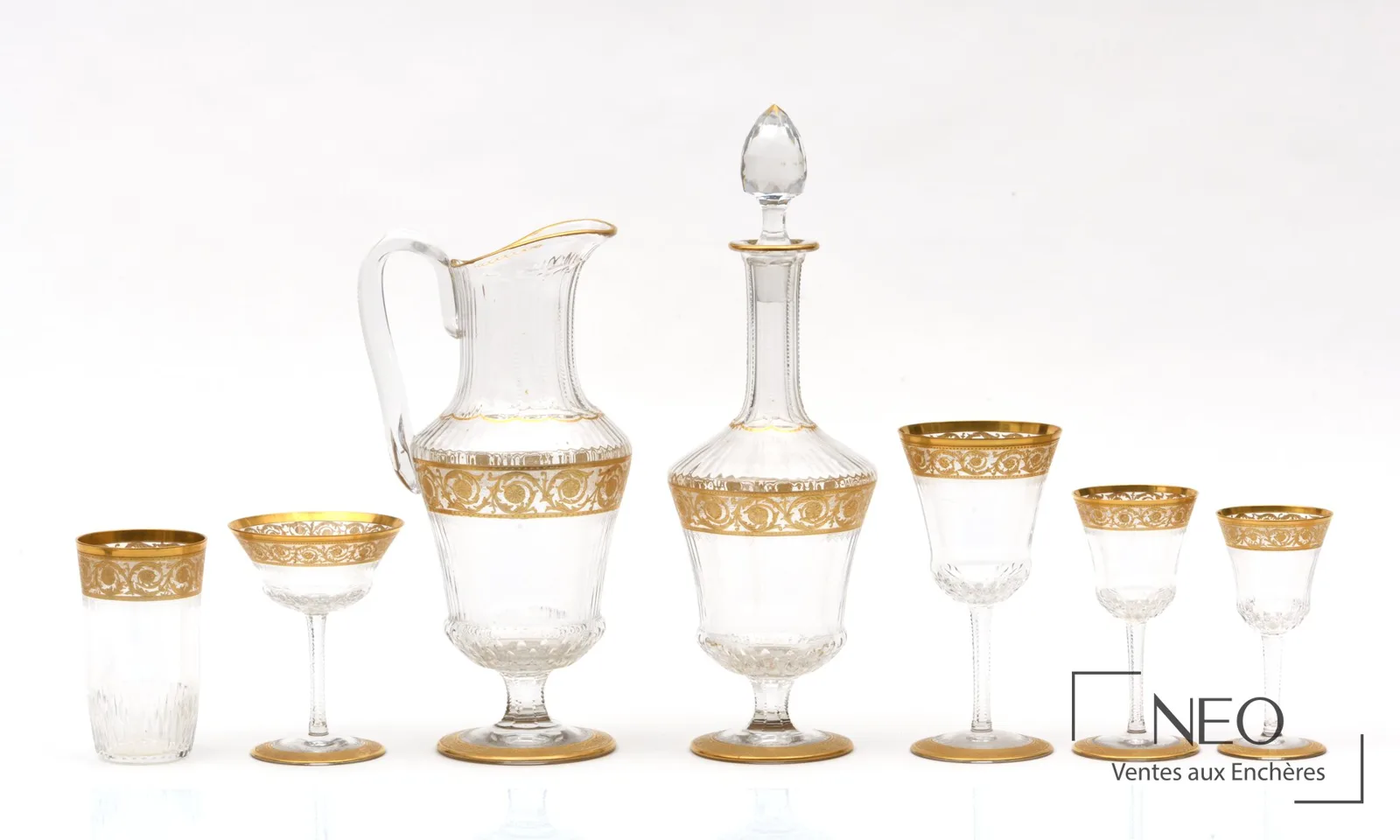 Carafe, aiguière et verres Saint-Louis Thistle à décor de chardons dorés