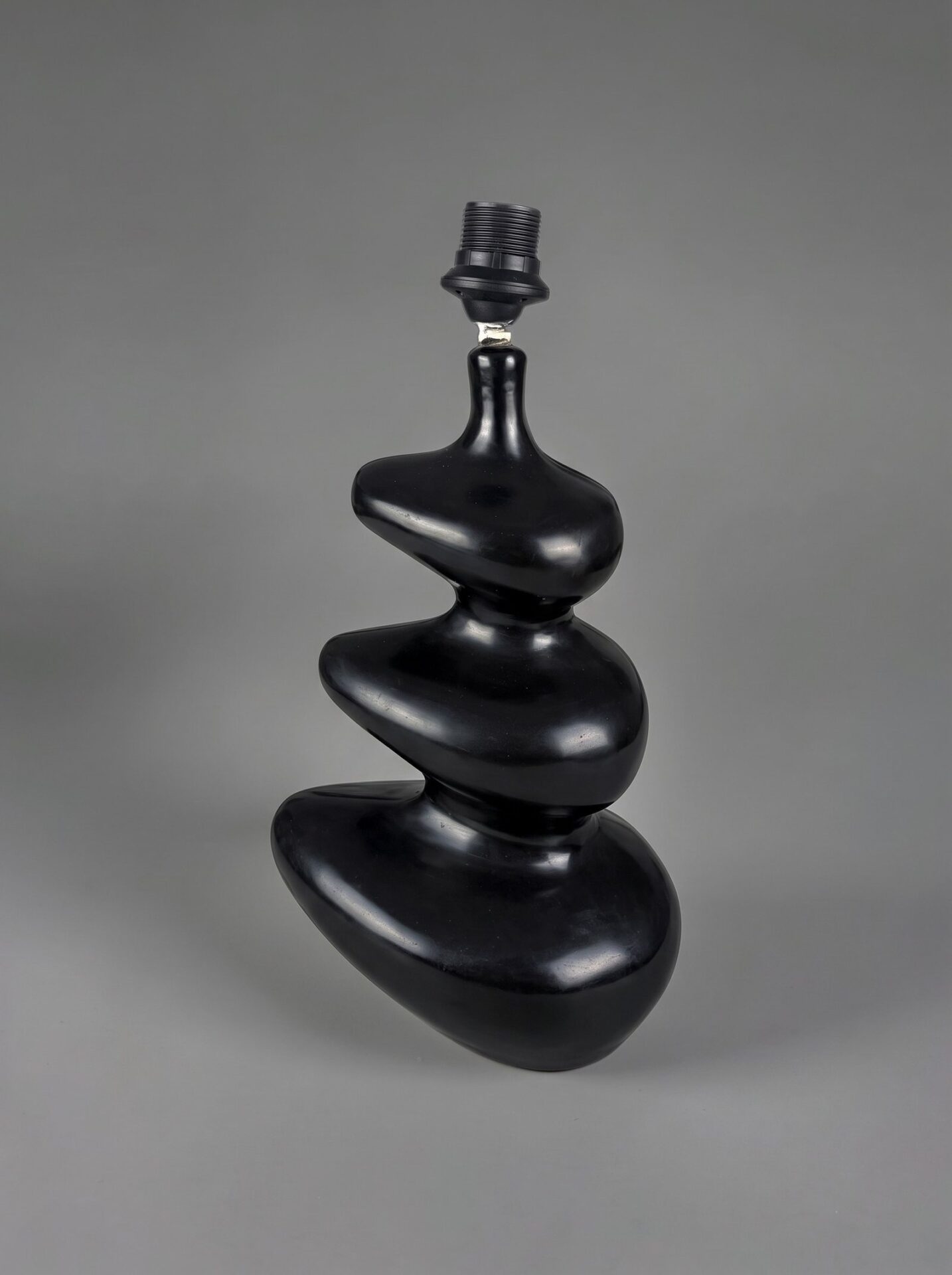 Achetée 20 € dans une brocante, une lampe de Georges Jouve adjugée 251 000 €