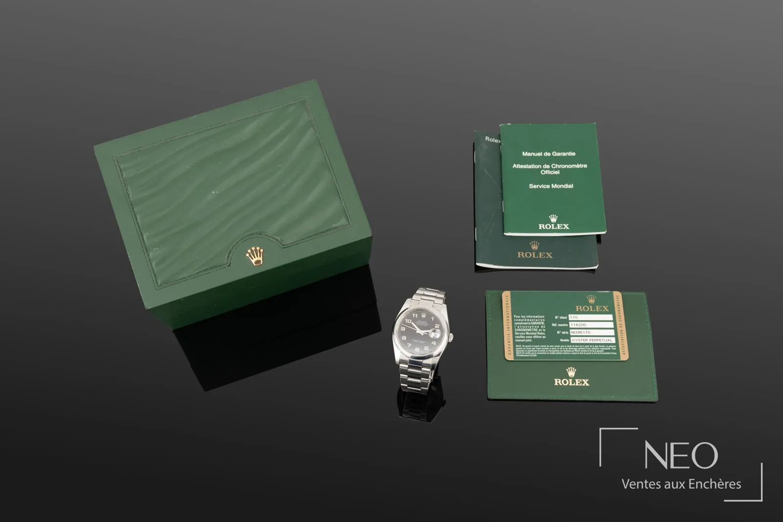 Montre Rolex Datejust réf. 116200 présentée avec sa boîte, ses livrets et sa carte de garantie de 2008